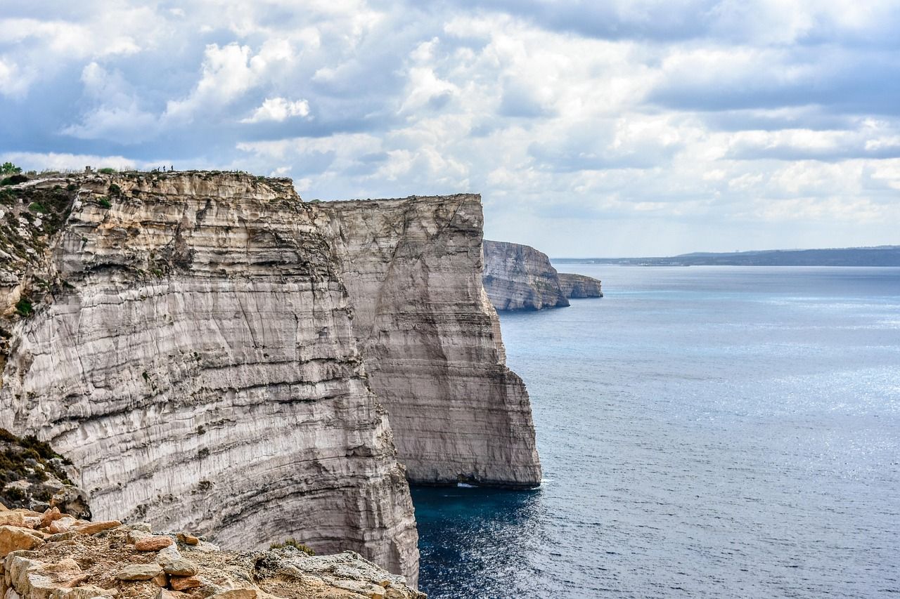 découvrez l'exploration sous toutes ses formes, des voyages au bout du monde à la découverte de nouveaux horizons, pour satisfaire votre curiosité et votre soif d'aventure.