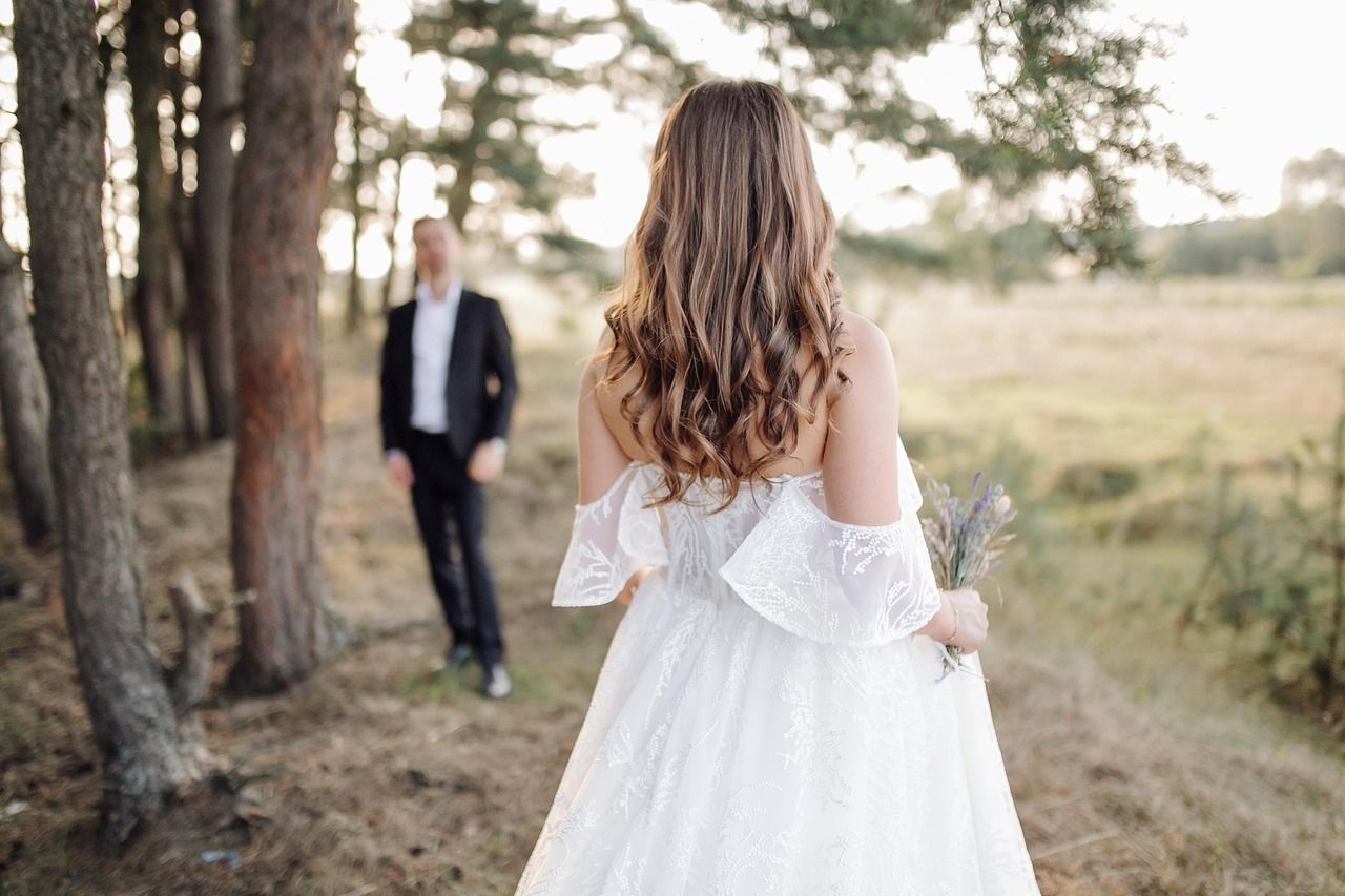 découvrez tout sur les mariages : conseils, inspirations, et tendances pour organiser le jour parfait.