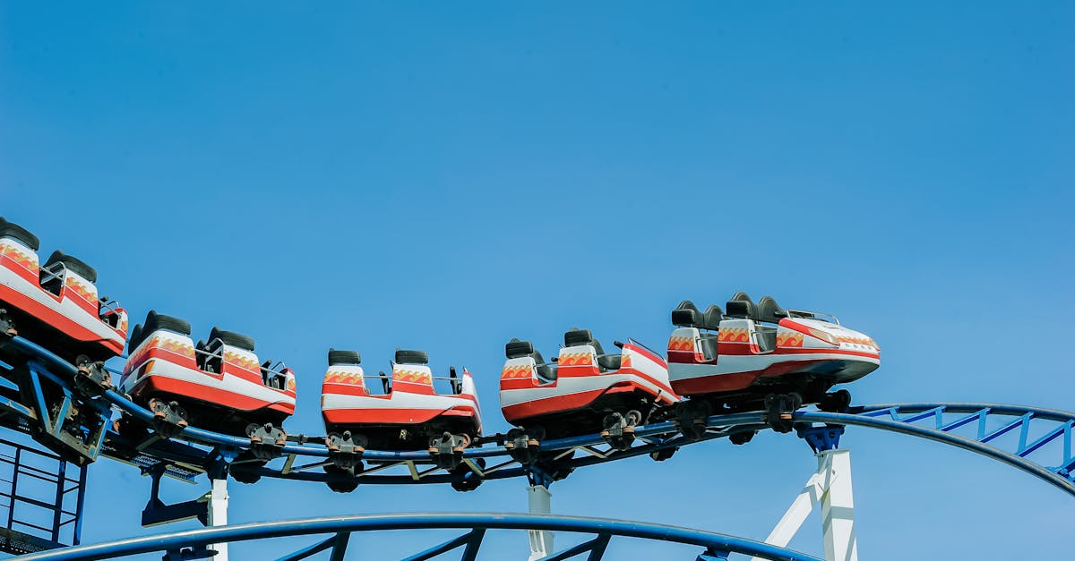découvrez tout sur les roller coasters : sensations fortes, records, conseils pour bien choisir votre prochaine montagne russe et destinations incontournables pour les amateurs d'adrénaline.