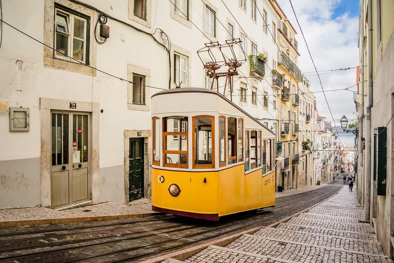 découvrez le tourisme local au portugal et vivez des expériences authentiques, entre paysages pittoresques, culture riche et traditions uniques.