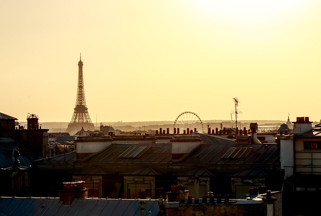 découvrez les meilleures destinations et conseils pour voyager seul en europe en toute sécurité et profiter d'aventures inoubliables.