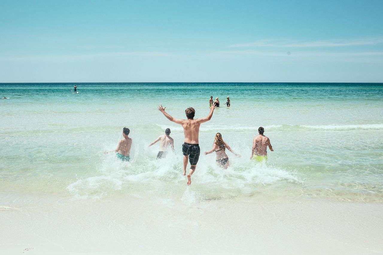 découvrez nos meilleures idées et conseils pour des vacances d'été inoubliables, entre détente, aventure et moments en famille.