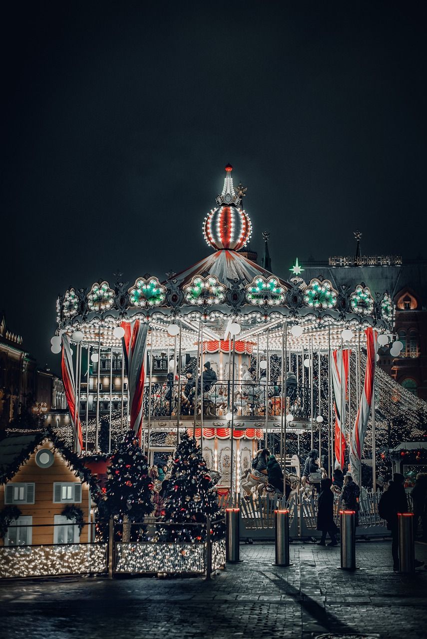découvrez l'univers fascinant du carnaval, une célébration colorée et joyeuse où se mêlent costumes flamboyants, musique entraînante et traditions culturelles. plongez dans l'ambiance festive et explorez les meilleures destinations pour vivre cette expérience inoubliable.