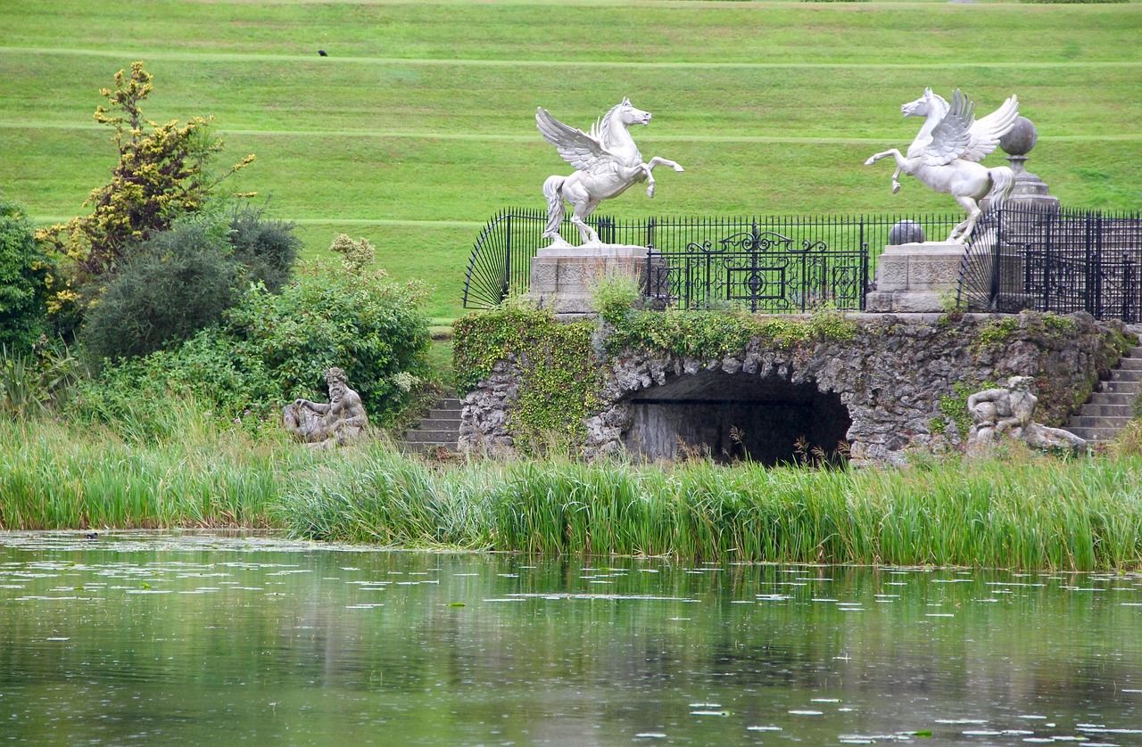 découvrez le tourisme en irlande : paysages pittoresques, culture riche, châteaux historiques et traditions vivantes pour une expérience inoubliable.