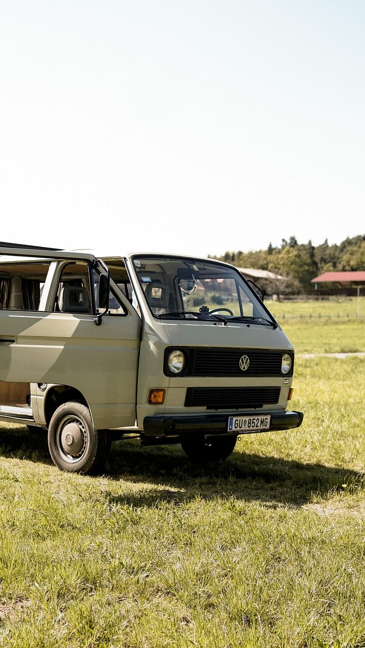 découvrez l'aventure de la vanlife : liberté, voyage, et mode de vie nomade en toute simplicité.