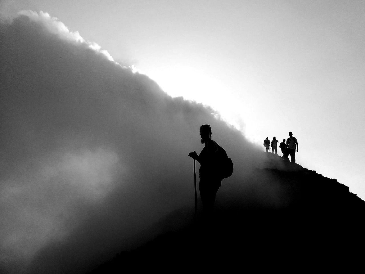 découvrez le pacaya, un volcan actif situé au guatemala, offrant des paysages époustouflants et des randonnées mémorables. explorez ses coulées de lave, admirez la biodiversité environnante et vivez une aventure inoubliable au cœur de la nature.
