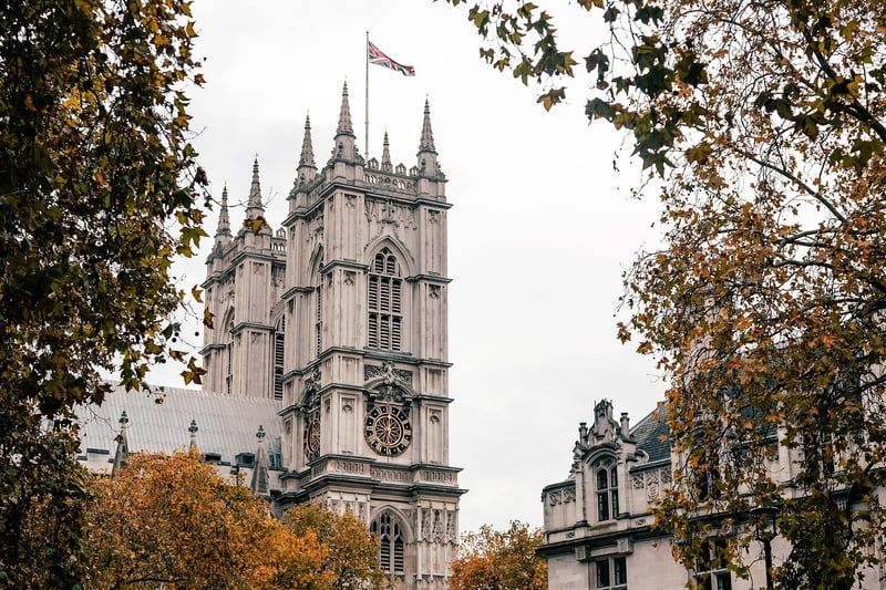 Destinations d’Automne en Europe : Nos Suggestions et Astuces pour un Séjour Inoubliable à la Toussaint