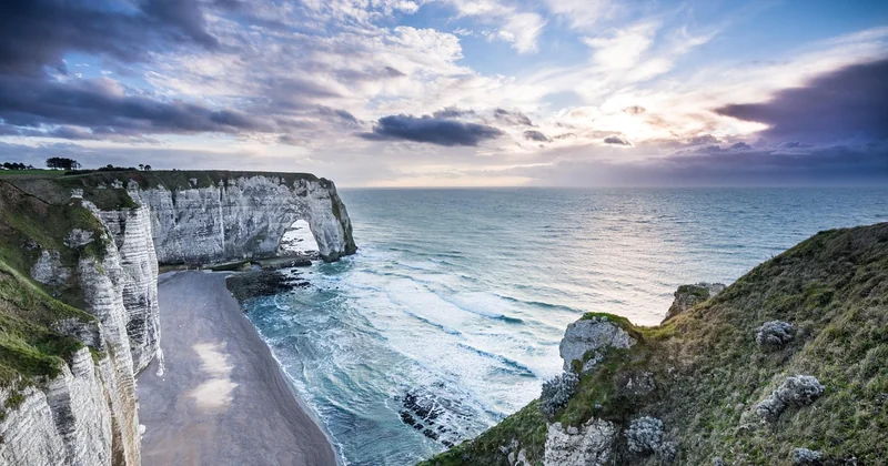 Les villes de Normandie en bord de mer : une côte, plusieurs mondes