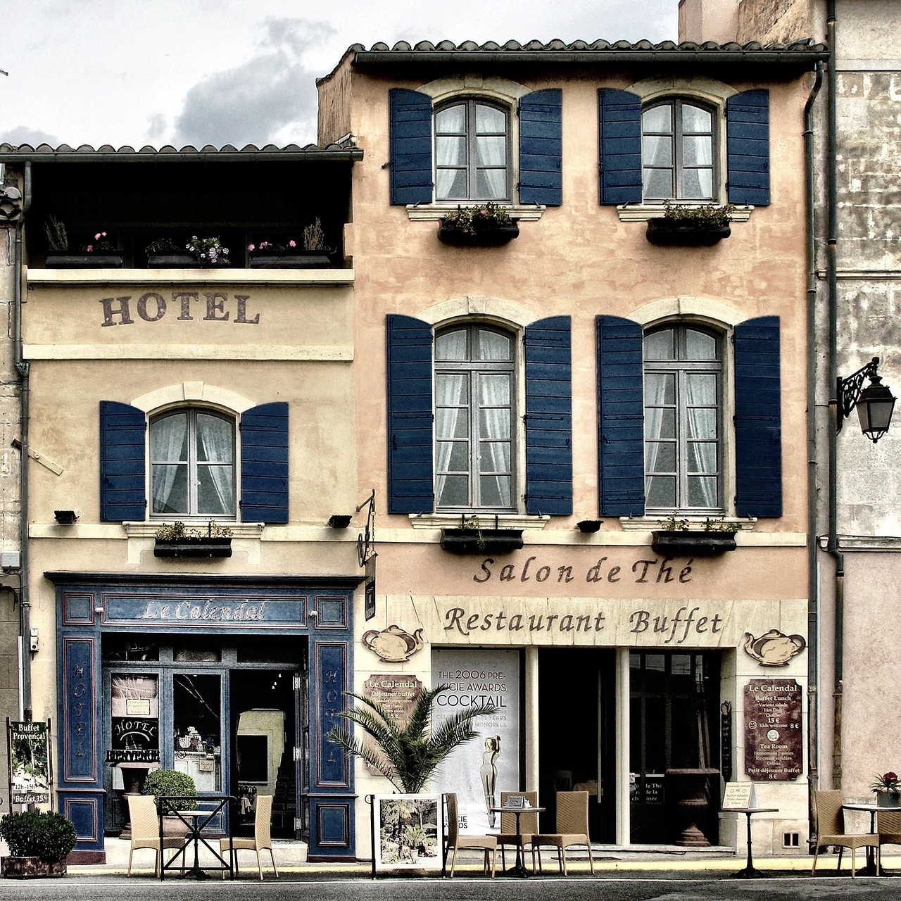 découvrez les erreurs courantes à éviter lors de la réservation d'un hôtel. apprenez à maximiser vos économies et à garantir un séjour sans tracas grâce à nos conseils pratiques et astuces pour choisir l'hôtel parfait.