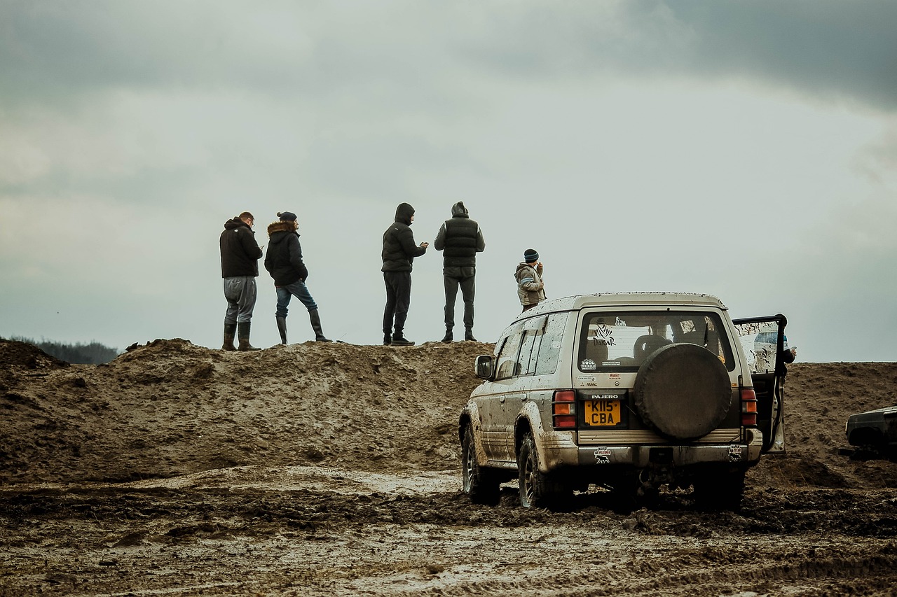 découvrez l'aventure ultime avec notre expédition en montagne. explorez des paysages à couper le souffle, relevez des défis passionnants et vivez des moments inoubliables en pleine nature. rejoignez-nous pour une expérience d'escalade unique et mémorable.