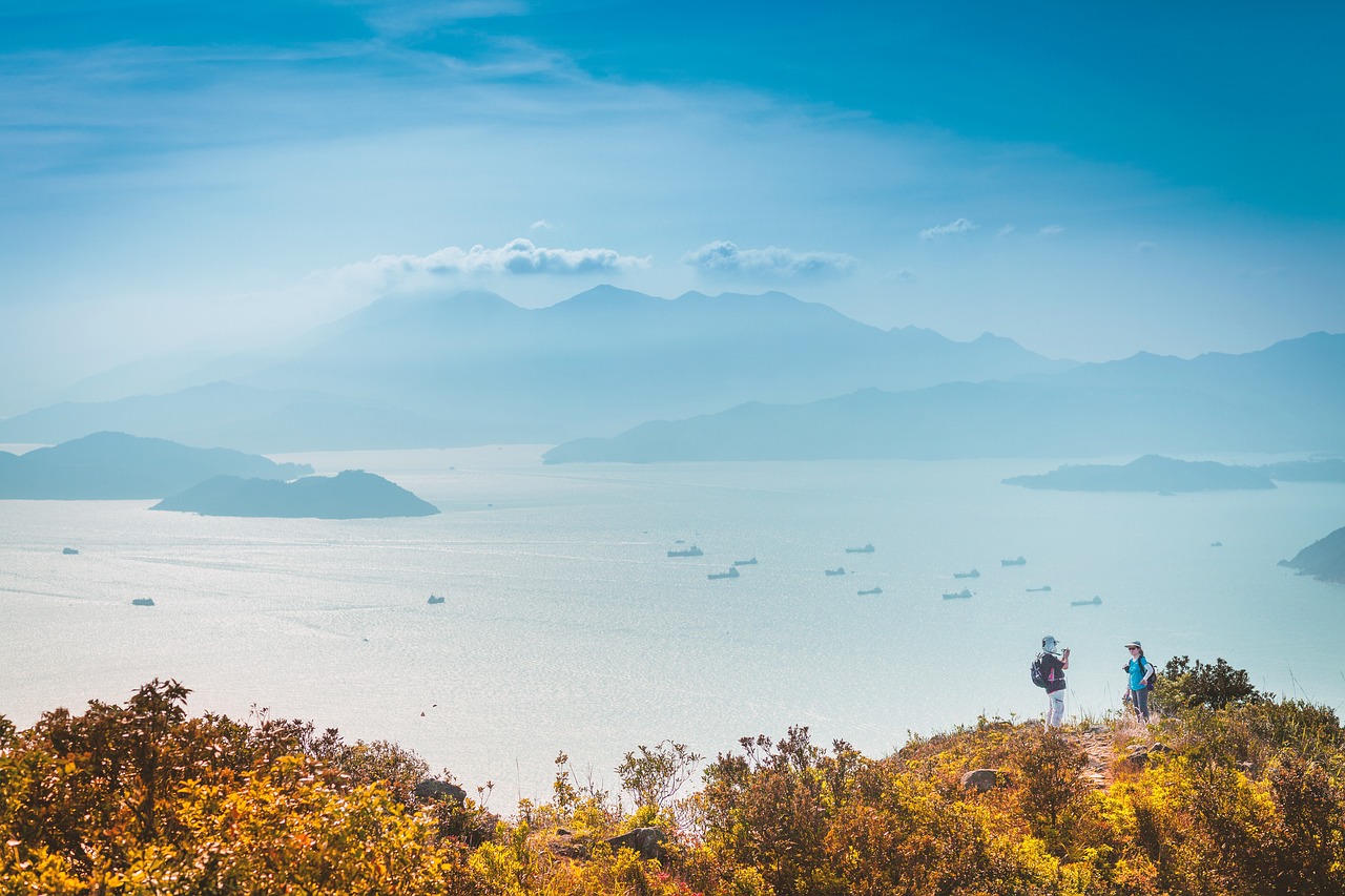 découvrez une multitude d'activités de plein air passionnantes et revigorantes. profitez de la nature tout en vous adonnant à des sports, randonnées, camping et aventures en famille. explorez des paysages époustouflants et vivez des moments inoubliables en extérieur.