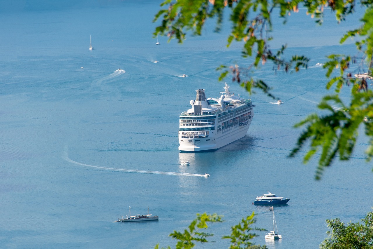 découvrez le monde en croisière ! explorez des destinations exotiques, vivez des expériences inoubliables à bord de navires de luxe, et profitez de la mer comme jamais auparavant. embarquez pour l'aventure de votre vie avec nos offres de croisières exceptionnelles.