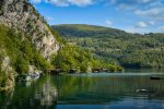 découvrez la serbie, un pays riche en histoire, culture et paysages impressionnants. explorez ses villes vibrantes, goûtez à sa délicieuse cuisine et plongez dans la beauté naturelle de ses parcs et rivières. un voyage inoubliable vous attend en serbie.