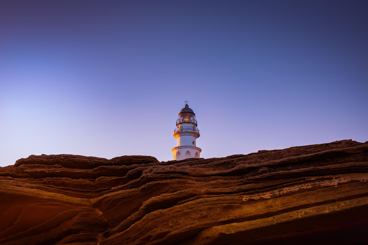 découvrez l'espagne, un pays riche en culture, histoire et paysages à couper le souffle. explorez ses villes vibrantes, savourez sa gastronomie méditerranéenne et laissez-vous séduire par ses plages ensoleillées et ses traditions fascinantes.