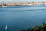 découvrez le portugal, un pays riche en histoire, en culture et en paysages à couper le souffle. explorez ses charmantes villes, savourez sa délicieuse cuisine et profitez de ses plages ensoleillées. partez à l'aventure au cœur des magnifiques paysages du portugal.