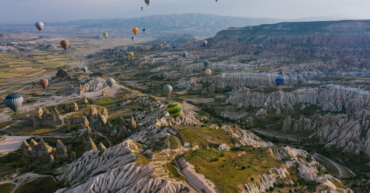 découvrez des destinations uniques qui éveilleront votre esprit d'aventure. explorez des lieux hors des sentiers battus, plongez dans des cultures fascinantes et créez des souvenirs inoubliables lors de votre prochain voyage.