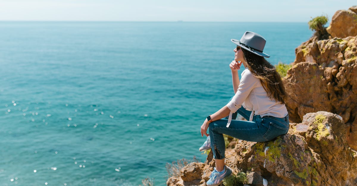 découvrez le glamping, une expérience unique alliant le confort d'un hébergement de luxe et la beauté de la nature. profitez de moments inoubliables en plein air, tout en bénéficiant de tout le confort moderne. parfait pour les amoureux de la nature à la recherche d'une escapade relaxante.