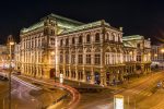 d&eacute;couvrez vienne, la capitale autrichienne connue pour son riche patrimoine culturel, ses palais historiques, sa musique embl&eacute;matique et sa d&eacute;licieuse cuisine. partez &agrave; la conqu&ecirc;te des chefs-d'&oelig;uvre architecturaux et laissez-vous envo&ucirc;ter par l'atmosph&egrave;re charmante de cette ville europ&eacute;enne incontournable.