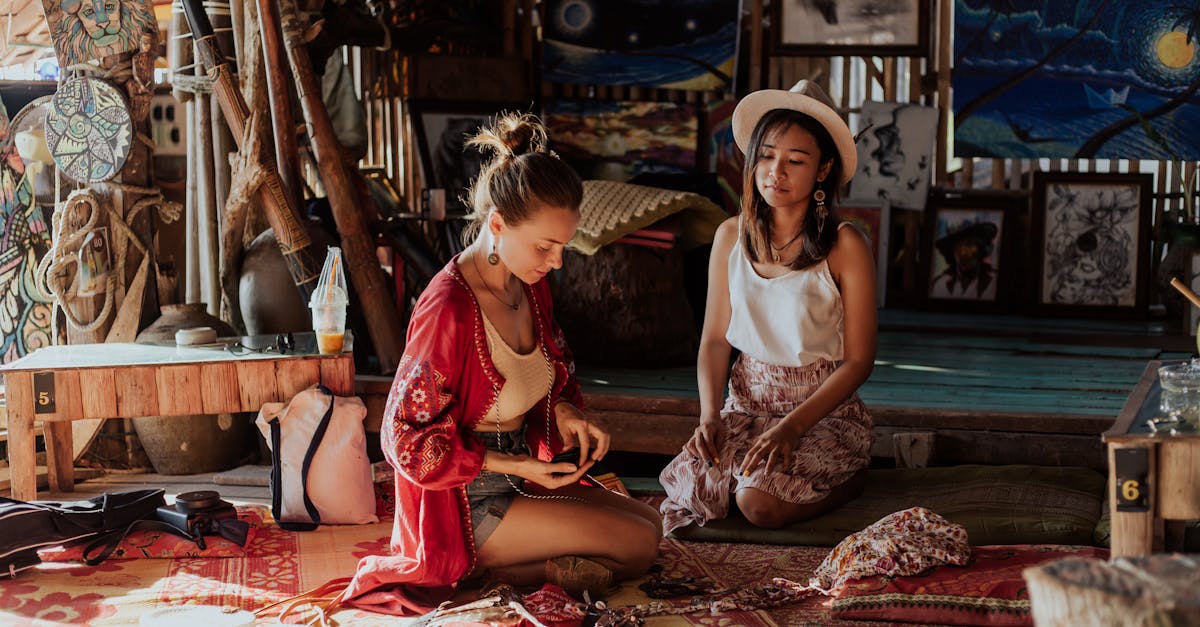 découvrez notre marché artisanal, un lieu unique où artisans locaux présentent leurs créations authentiques. explorez une variété de produits faits main, allant de l'artisanat au gastronomique, tout en soutenant les talents de votre région. une expérience enrichissante pour les passionnés de découvertes et de l'authenticité.