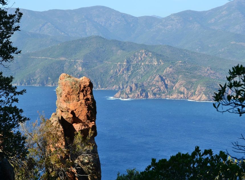Découvrez la Corse : 5 activités et sorties incontournables à ne pas manquer