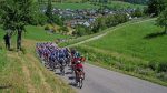 découvrez l'univers du cyclisme avec des conseils sur les meilleures pratiques, les équipements indispensables, des itinéraires de randonnée à vélo et des conseils de sécurité pour profiter pleinement de votre passion pour le vélo.
