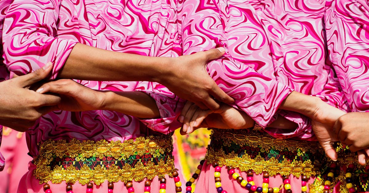 découvrez le festival de danse, une célébration vibrante de la créativité et de la culture. rejoignez-nous pour des performances époustouflantes, des ateliers inspirants et une ambiance festive qui ravira tous les passionnés de danse.