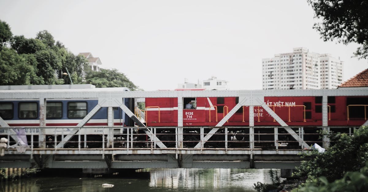 découvrez la magie des voyages en train, alliant confort et paysages à couper le souffle. explorez des destinations variées tout en profitant d'une expérience de voyage unique et durable.