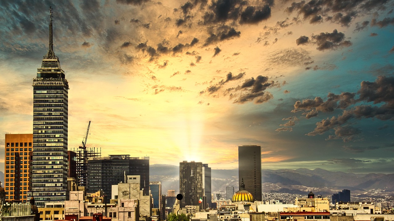 découvrez mexico, une ville vibrante où histoire, culture et modernité se rencontrent. explorez ses sites historiques, sa cuisine authentique et son ambiance unique pour un voyage inoubliable au cœur du mexique.