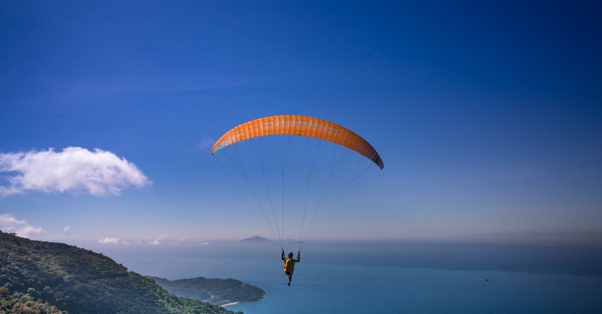 Parapente : les meilleures destinations pour s’envoler en toute sécurité