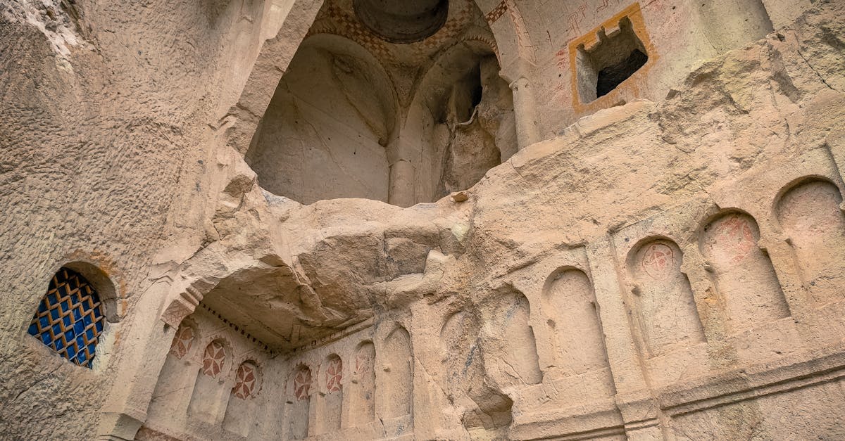 découvrez un voyage culturel unique : explorez des sites historiques, plongez dans les traditions locales et savourez la richesse du patrimoine. parfait pour les amateurs de culture et de découvertes authentiques.