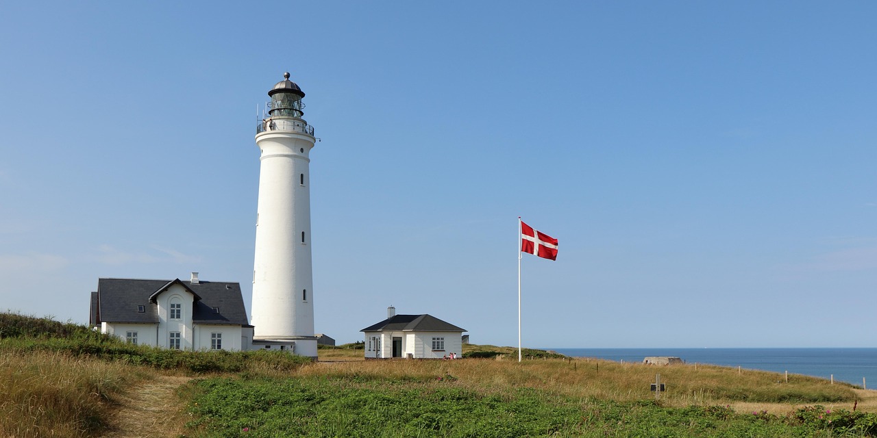 découvrez le danemark, un pays scandinave réputé pour sa qualité de vie exceptionnelle, ses paysages côtiers, son histoire riche et ses villes dynamiques comme copenhague. partez à la découverte d'une culture unique et d'une destination idéale pour des expériences nordiques inoubliables.