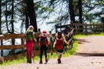 découvrez nos conseils et astuces pour la randonnée : itinéraires, équipements indispensables et sécurité. préparez-vous pour vos prochaines aventures en pleine nature !