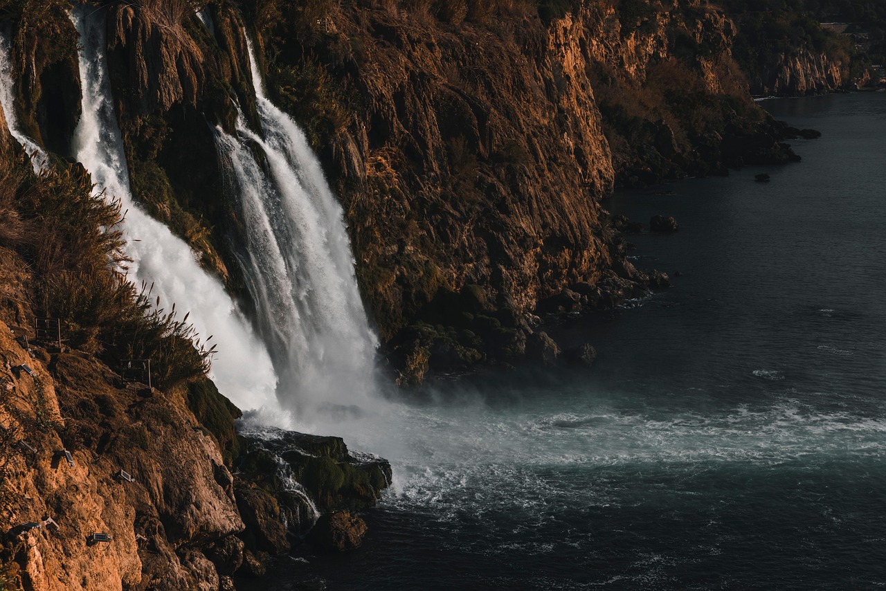 découvrez les meilleures destinations et conseils pour voyager en plein air. préparez votre prochaine aventure outdoor : activités, équipements, itinéraires et inspiration pour explorer la nature autrement !
