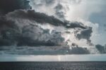 découvrez taïwan, une île fascinante d’asie de l’est offrant une culture riche, des paysages spectaculaires, une cuisine réputée et une histoire unique. explorez ses villes dynamiques et ses montagnes verdoyantes.