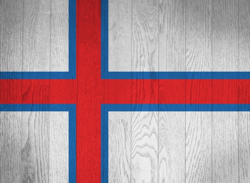 À la découverte des Îles Féroé : un voyage au cœur des falaises impressionnantes, des moutons paisibles et des traditions spirituelles