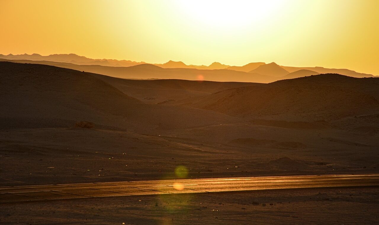 d&eacute;couvrez l'&eacute;gypte, terre de myst&egrave;res, de pyramides majestueuses et d'une histoire ancienne fascinante. explorez ses sites arch&eacute;ologiques, sa culture riche et son patrimoine unique.