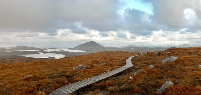 d&eacute;couvrez le tourisme en irlande : paysages magnifiques, villes vibrantes, culture riche et traditions uniques pour un s&eacute;jour inoubliable.