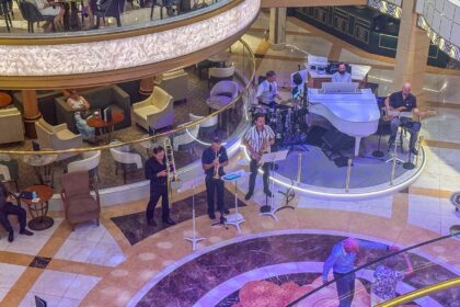 d&eacute;couvrez des exp&eacute;riences de tourisme de luxe exclusives alliant confort, &eacute;l&eacute;gance et services haut de gamme pour des s&eacute;jours inoubliables.