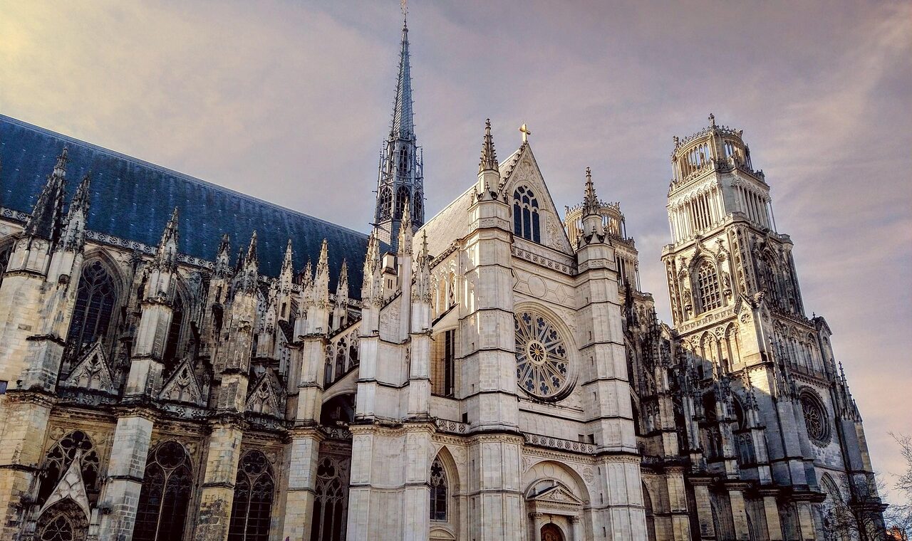 d&eacute;couvrez les divisions administratives fran&ccedil;aises, leurs r&ocirc;les et leur organisation territoriale pour mieux comprendre la structure de la france.