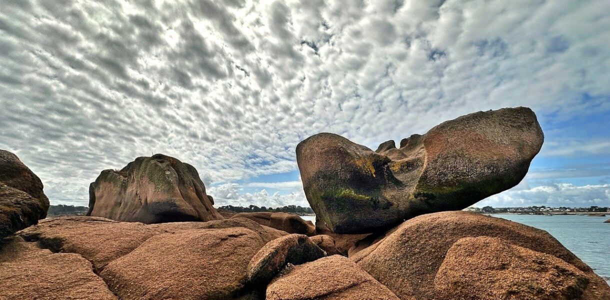 d&eacute;couvrez notre s&eacute;lection de granites de haute qualit&eacute;, parfaits pour vos projets de construction et de d&eacute;coration, alliant robustesse et esth&eacute;tique.