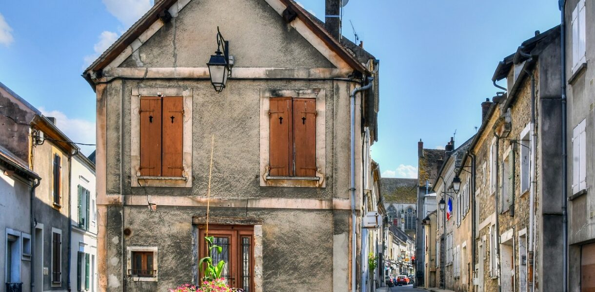 d&eacute;couvrez des escapades uniques dans le sud-ouest de la marne, alliant nature, patrimoine et d&eacute;tente pour des moments inoubliables.