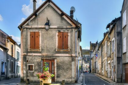d&eacute;couvrez des escapades uniques dans le sud-ouest de la marne, alliant nature, patrimoine et d&eacute;tente pour des moments inoubliables.
