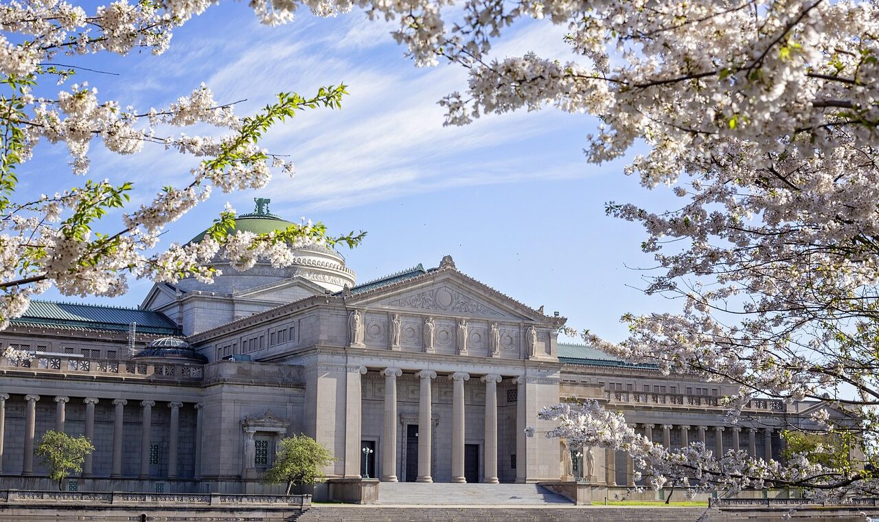 d&eacute;couvrez les meilleures destinations pour le tourisme au printemps, profitez des paysages fleuris, du climat agr&eacute;able et des activit&eacute;s de saison pour des vacances inoubliables.