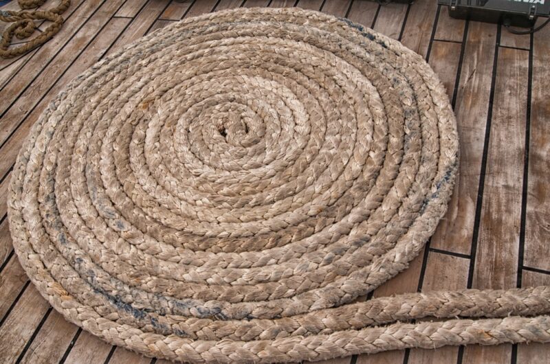 d&eacute;couvrez tro menez are, un lieu unique o&ugrave; traditions bretonnes et paysages naturels se rencontrent pour une exp&eacute;rience inoubliable.