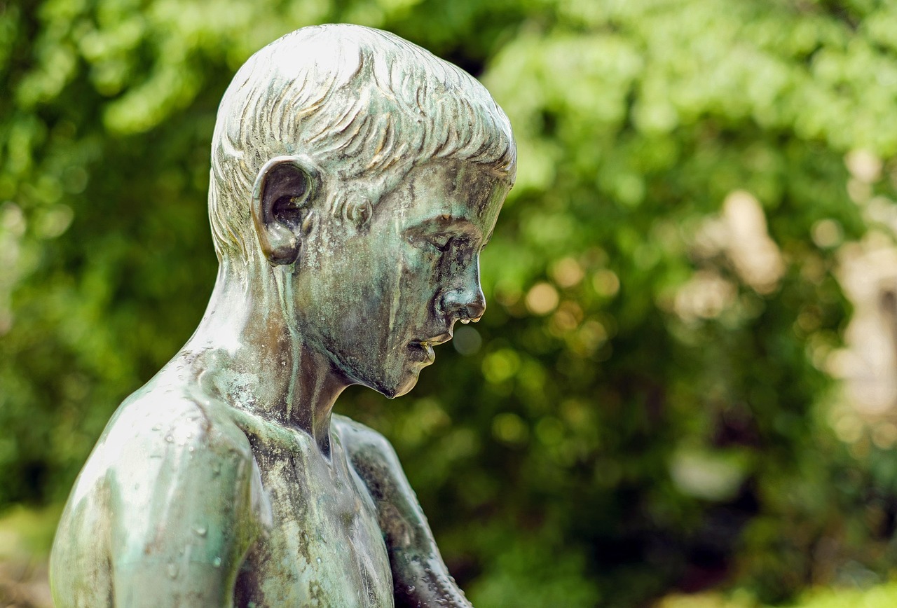 le grief tourism explore le ph&eacute;nom&egrave;ne o&ugrave; les voyageurs visitent des lieux associ&eacute;s &agrave; des trag&eacute;dies ou des &eacute;v&eacute;nements sombres, m&ecirc;lant m&eacute;moire, &eacute;motion et tourisme.
