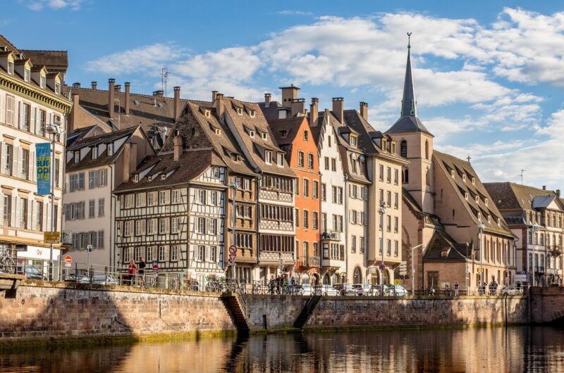 d&eacute;couvrez la renaissance, une p&eacute;riode historique marquante riche en art, culture et innovations qui ont transform&eacute; l'europe.