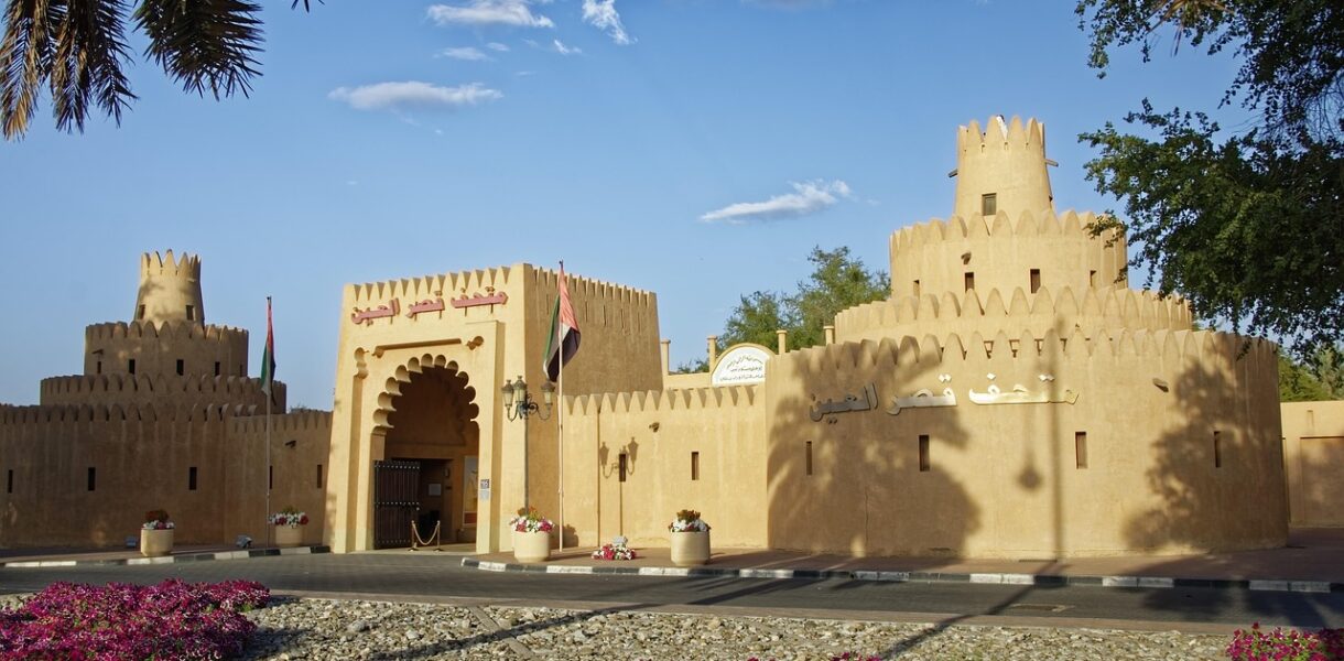d&eacute;couvrez tabarka et a&iuml;n draham, deux destinations incontournables du nord-ouest de la tunisie, riches en paysages naturels, histoire et culture.